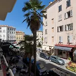 Rue Bonaparte, Quartier Citadelle Place Foch 公寓