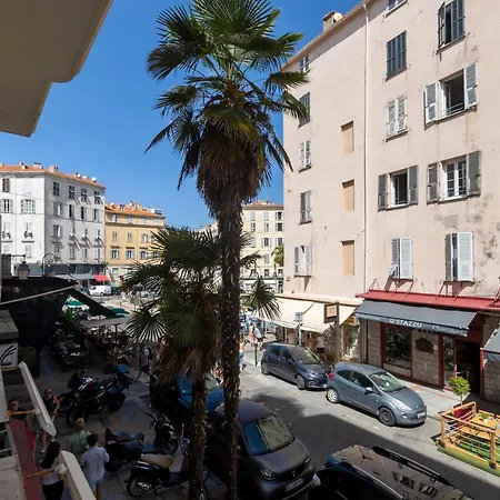 Rue Bonaparte, Quartier Citadelle Place Foch Apartamento