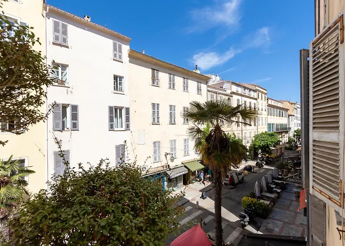 Apartament Appartements Rue Bonaparte, Quartier Citadelle Place Foch *